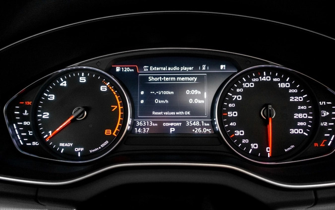 Audi Q5 cena 137500 przebieg: 39000, rok produkcji 2018 z Wrocław małe 211